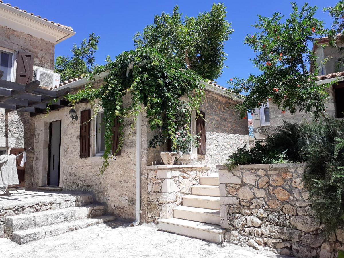 Villa Callisto Yírion Esterno foto